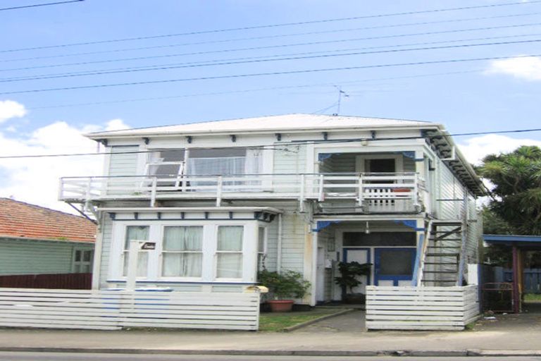 Photo of property in 75 Constable Street, Newtown, Wellington, 6021