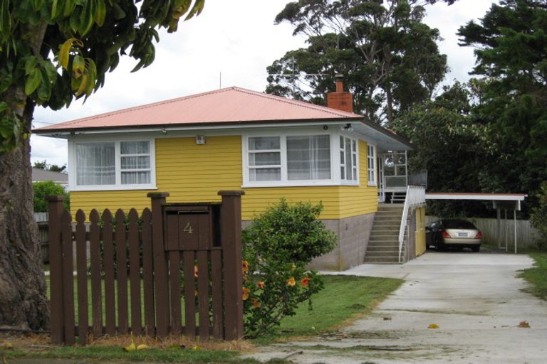 Photo of property in 3/4a Seaforth Avenue, Mangere Bridge, Auckland, 2022