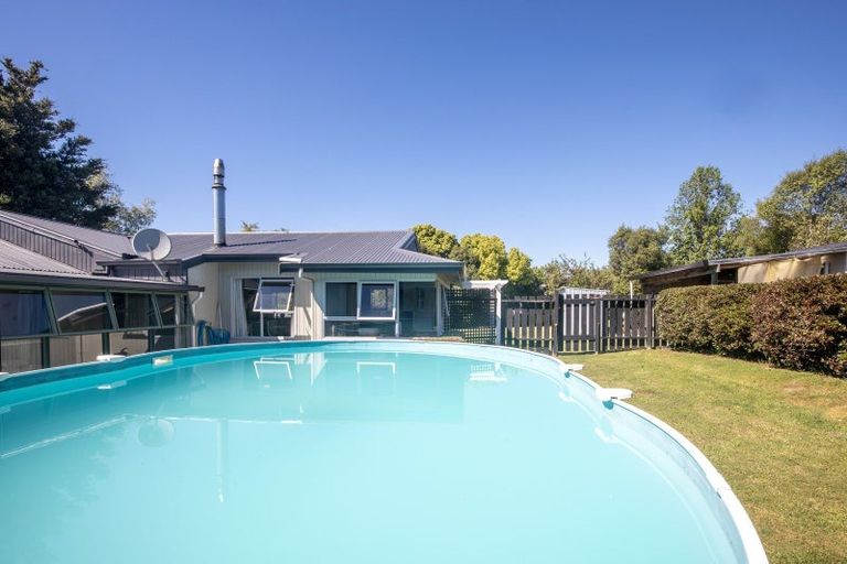 Photo of property in 69 Abbotsford Road, Waipawa, 4210