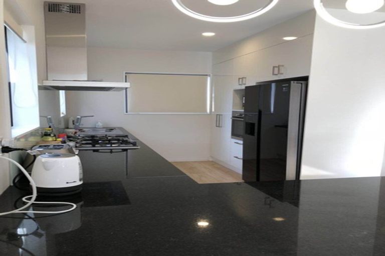 Photo of property in 30 Toanui Road, Hobsonville, Auckland, 0616