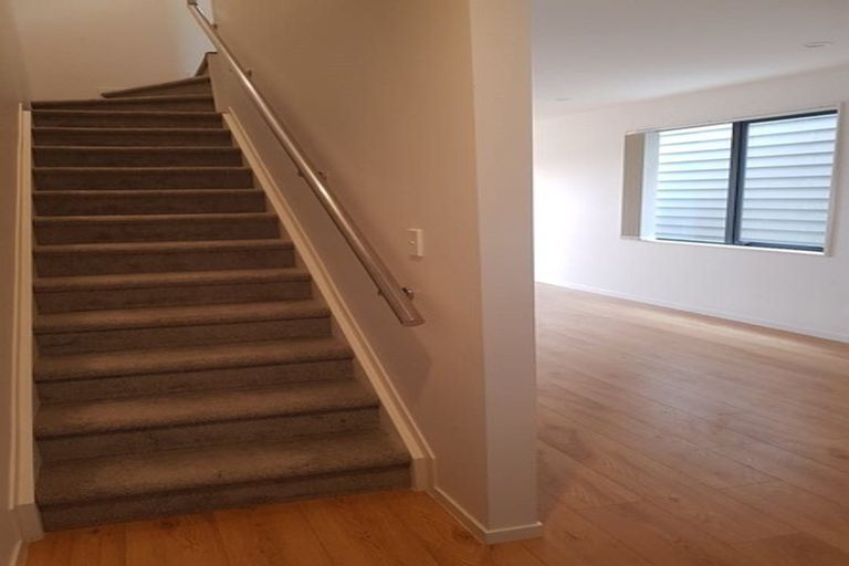 Photo of property in 17 Kaha Road, Takanini, 2110