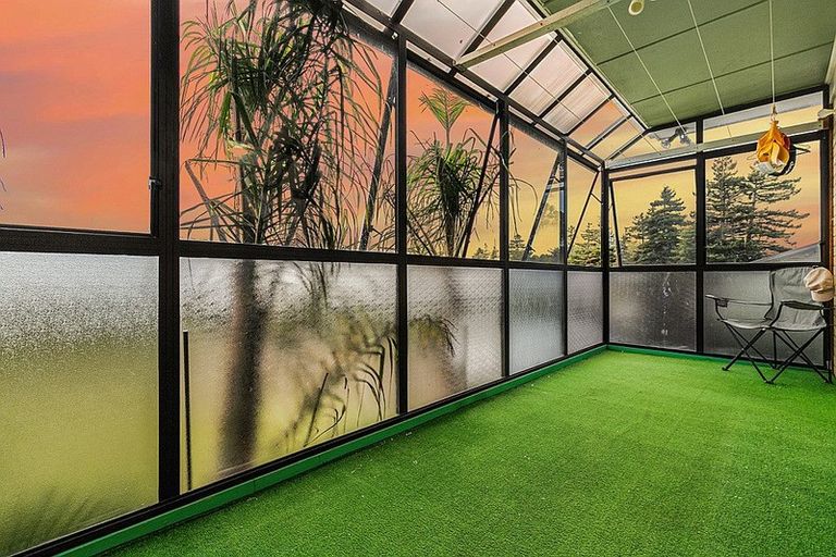 Photo of property in 10 Grierson Place, Pukekohe, 2120