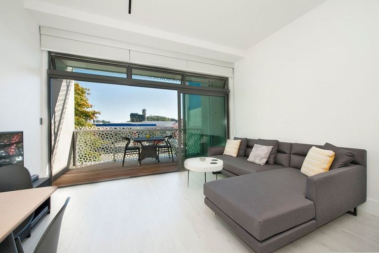 Photo of property in 51 Collingwood Street, Nelson, 7010