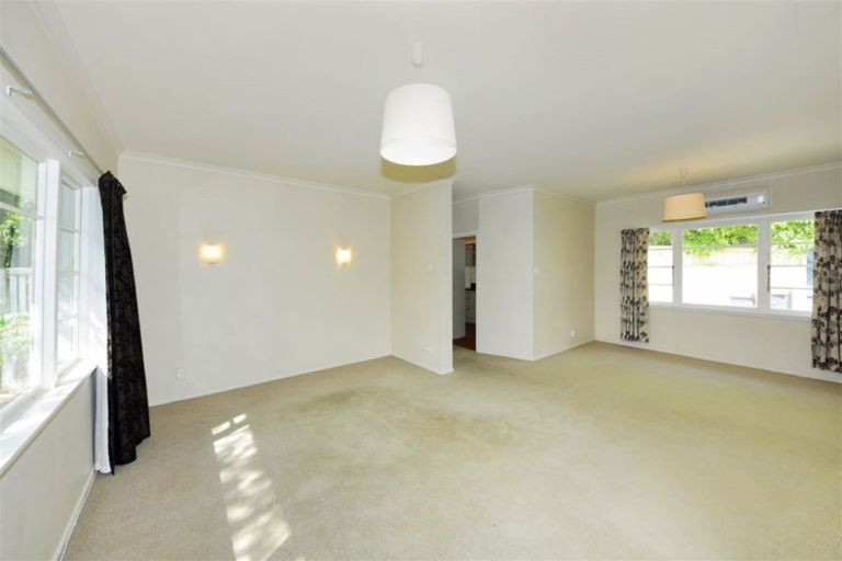 Photo of property in 61 Searells Road, Strowan, Christchurch, 8052