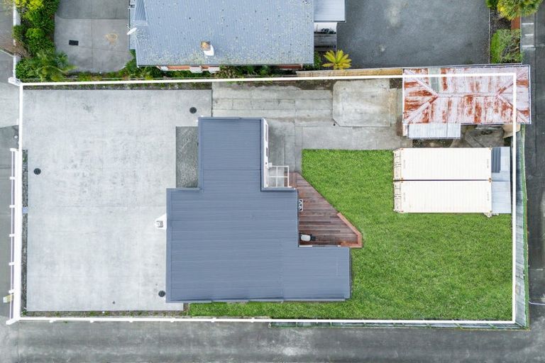 Photo of property in 26 Lee Road, Taradale, Napier, 4112