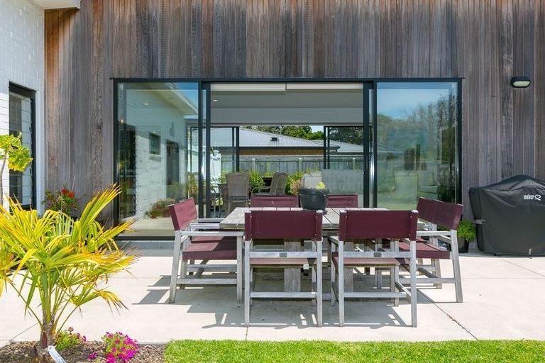 Photo of property in 9 Keene Drive, Bell Block, New Plymouth, 4312