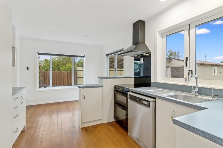 Photo of property in 9 Pollen Crescent, Melville, Hamilton, 3206