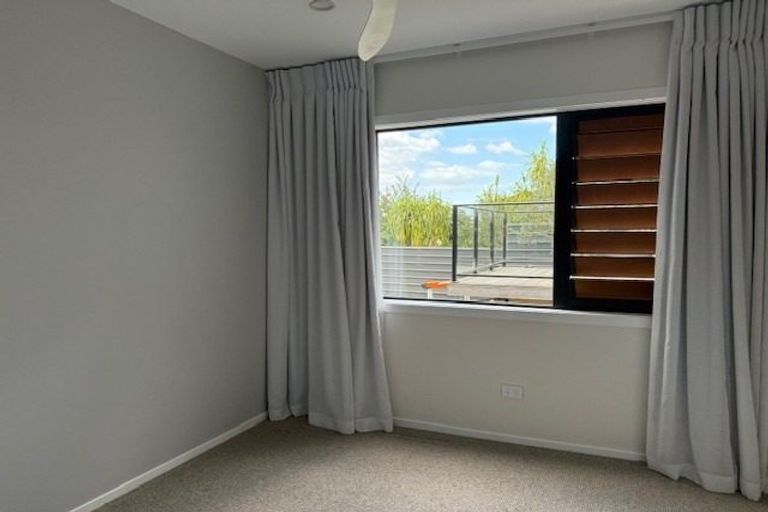 Photo of property in 2 Keam Way, Welcome Bay, Tauranga, 3112