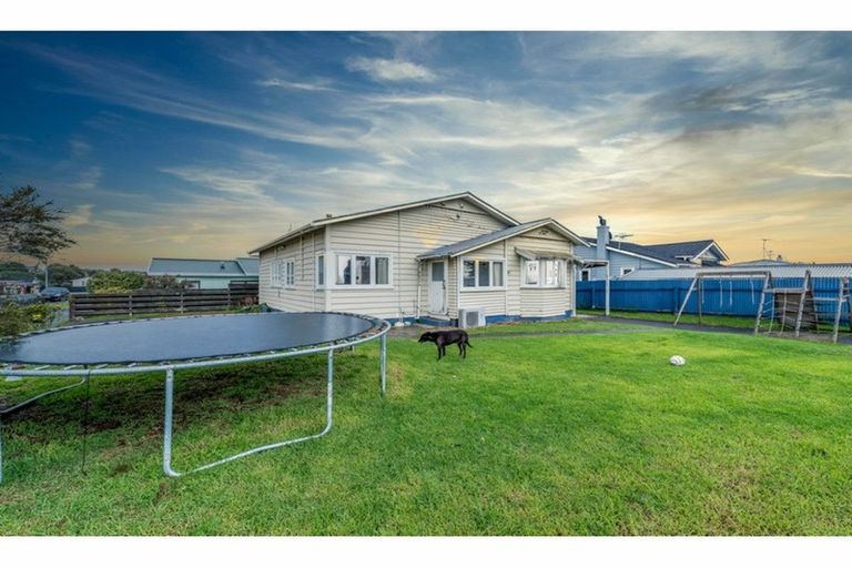 Photo of property in 1/52 Jellicoe Road, Manurewa, Auckland, 2102
