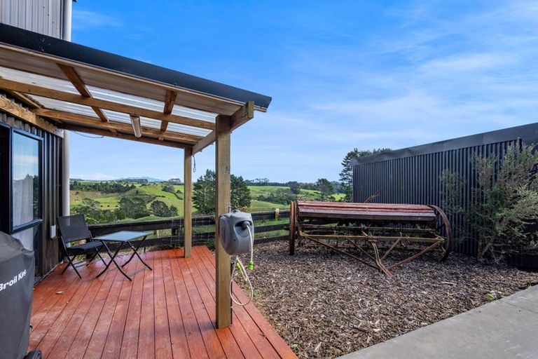 Photo of property in 402 Hursthouse Road, Tarurutangi, Inglewood, 4389