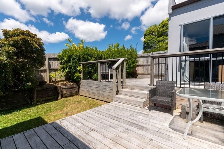 Photo of property in 1 Pyrite Street, Westgate, Auckland, 0614
