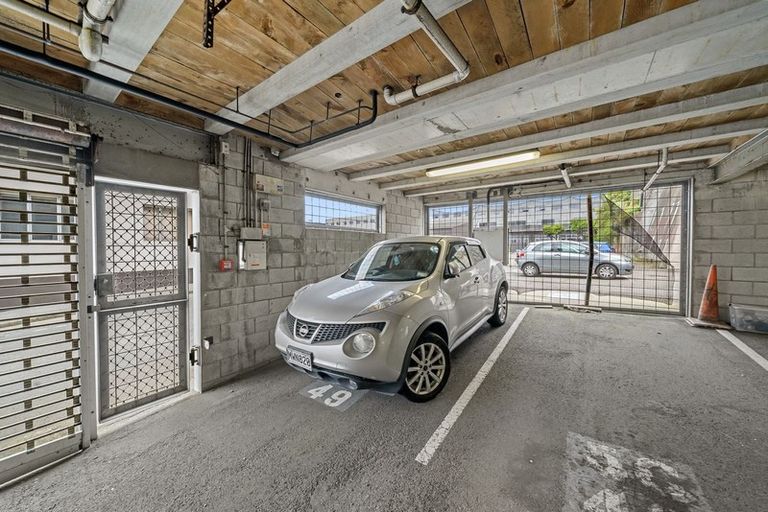 Photo of property in Qba Apartments, 4l/51 Webb Street, Mount Cook, Wellington, 6011