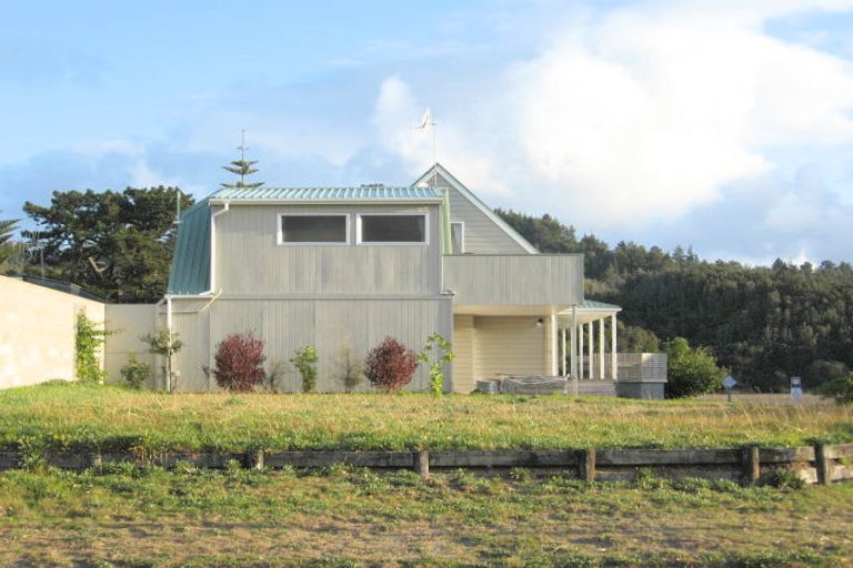 Photo of property in 101 Patuwai Drive, Whangamata, 3620