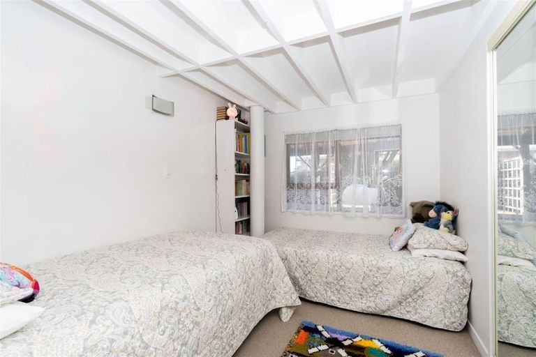 Photo of property in 2 Tahi Road, Paraparaumu Beach, Paraparaumu, 5032