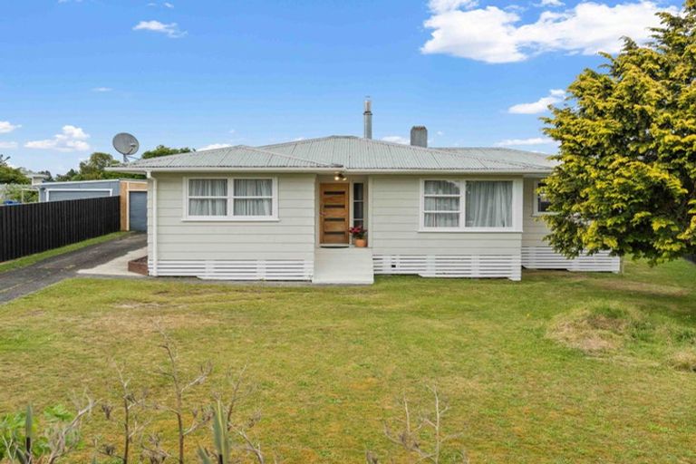 Photo of property in 16 Kotuku Place, Tokoroa, 3420