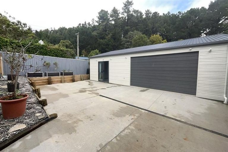 Photo of property in 36a Kamahi Street, Stokes Valley, Lower Hutt, 5019