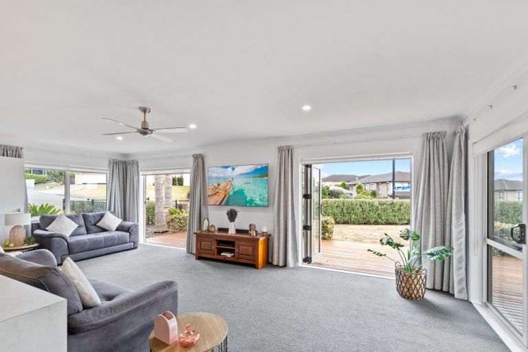 Photo of property in 43 Abby Close, Pukekohe, 2120