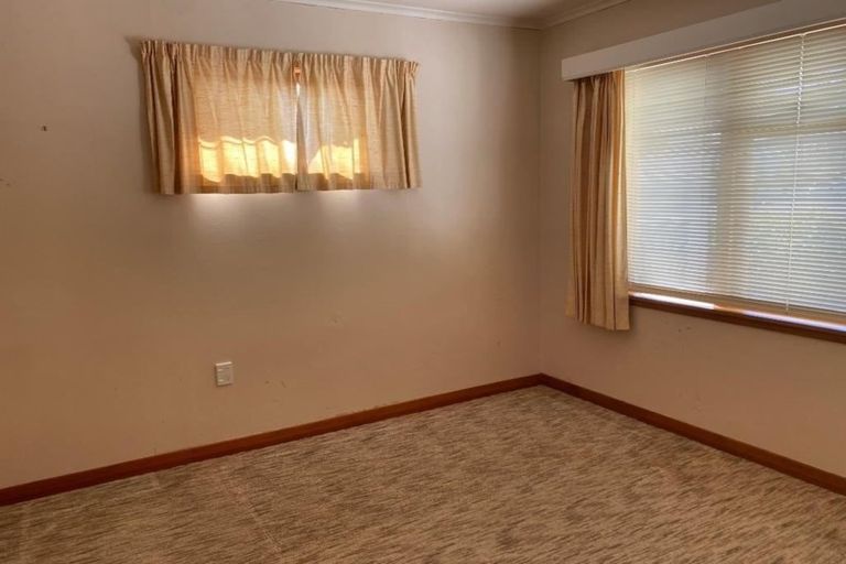 Photo of property in 42 Charles Street, Westshore, Napier, 4110