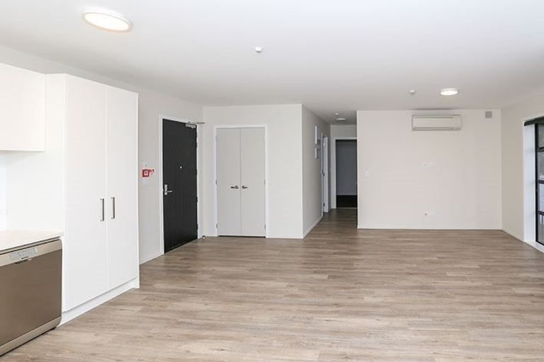 Photo of property in 102/3u Village Quarter Lane, Frankton, Hamilton, 3204