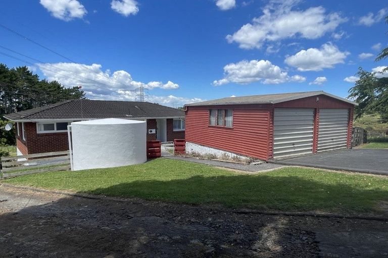 Photo of property in 106 Nixon Road, Taupaki, Henderson, 0782