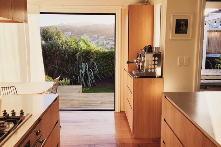 Photo of property in 76 Coromandel Street, Newtown, Wellington, 6021