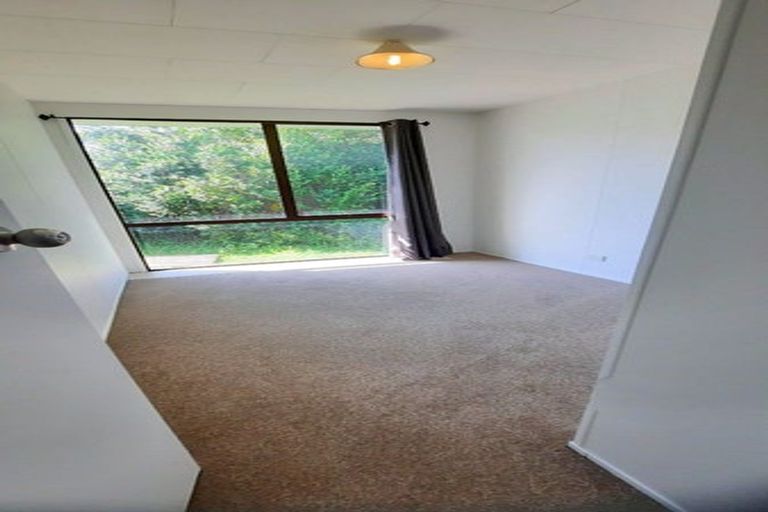 Photo of property in 31 Starforth Place, Henderson, Auckland, 0612