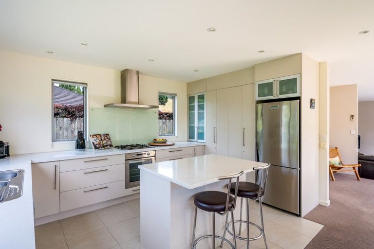 Photo of property in 52 Kelliher Drive, Wanaka, 9305