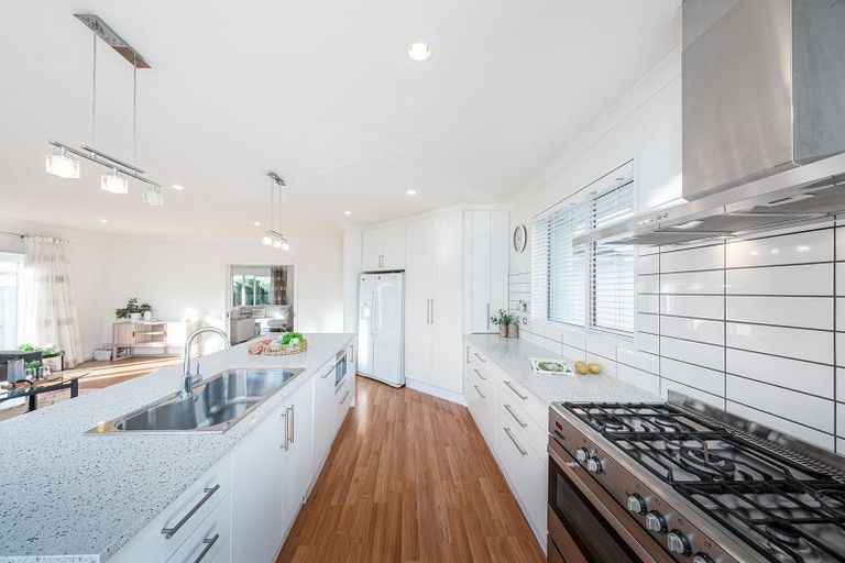 Photo of property in 57 Westpark Drive, Burnside, Christchurch, 8053
