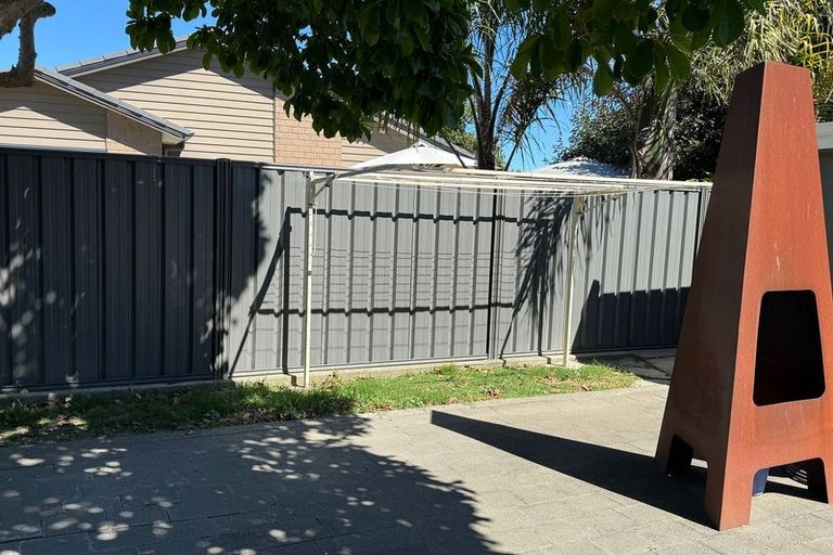 Photo of property in 5 Burness Road, Greenmeadows, Napier, 4112