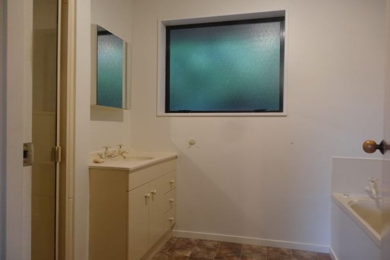 Photo of property in 10 Rustic Lane, Spreydon, Christchurch, 8024