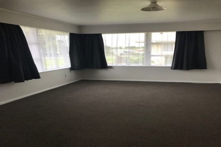Photo of property in 302 Kirkbride Road, Mangere, Auckland, 2022