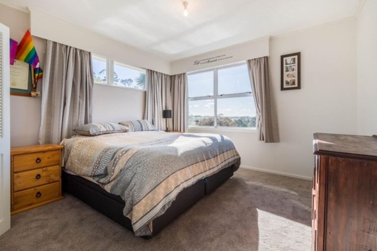 Photo of property in 468 Don Buck Road, Massey, Auckland, 0614