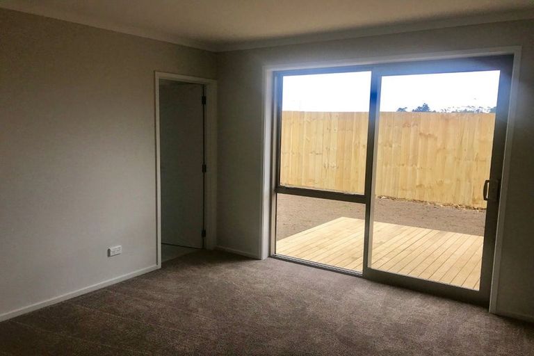Photo of property in 17 Olivia Road, Pukekohe, 2120