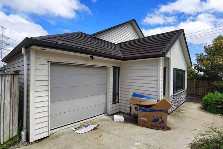 Photo of property in 3 Kotuku Crescent, Takanini, 2112