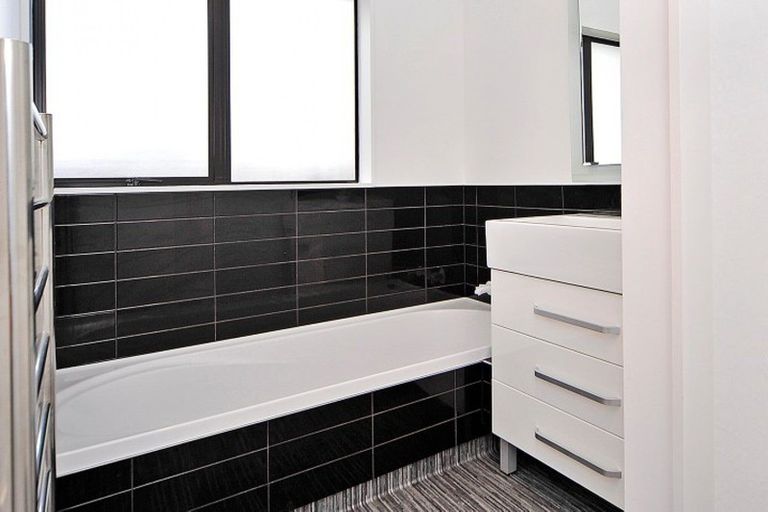 Photo of property in 5 Mercury Street, Milson, Palmerston North, 4414