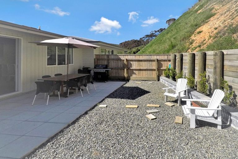 Photo of property in 47a Banks Boulevard, Whitby, Porirua, 5024