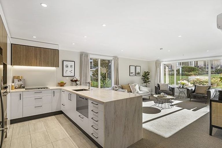 Photo of property in 98b/30 Ambassador Glade, Orewa, 0931