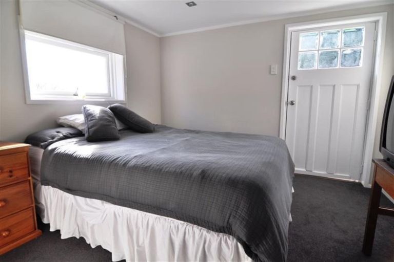 Photo of property in 163 Titirangi Road, New Lynn, Auckland, 0600