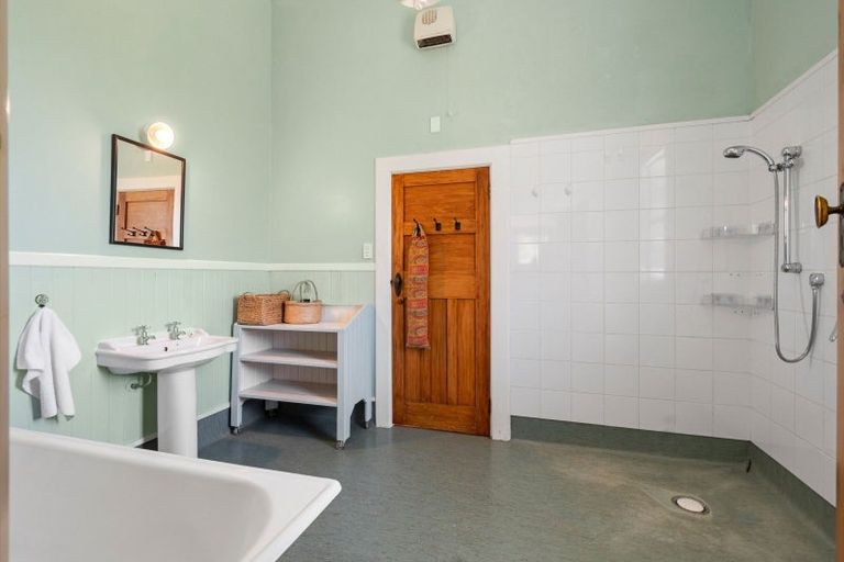 Photo of property in 75 Kahuterawa Road, Linton, Palmerston North, 4472