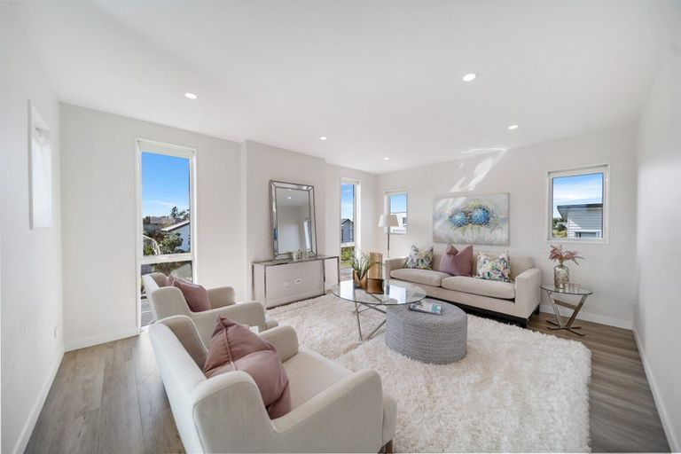 Photo of property in 78 Hayfield Way, Karaka, Papakura, 2113