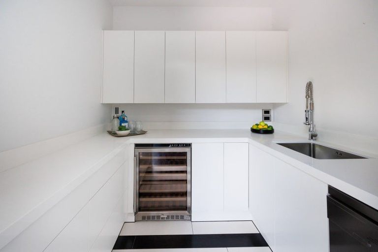 Photo of property in 27a Phoenix Avenue, Hokowhitu, Palmerston North, 4410