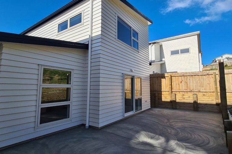 Photo of property in 15 Stockport Grove, Churton Park, Wellington, 6037