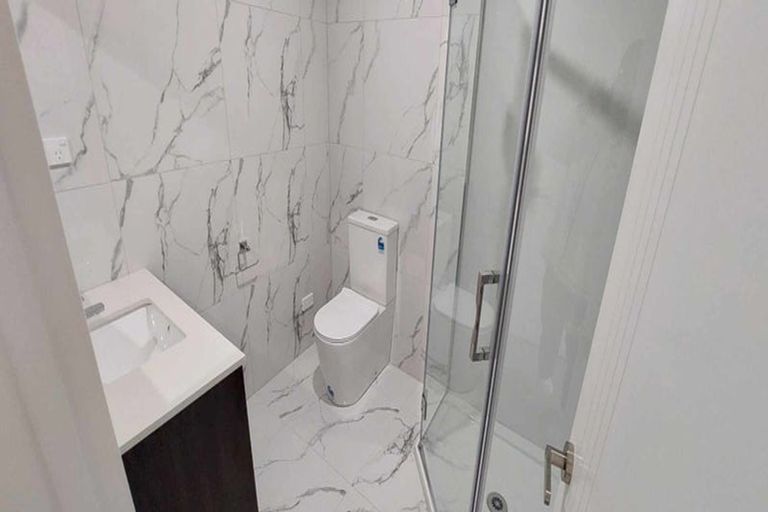 Photo of property in 9/24 Mili Way, Ranui, Auckland, 0612