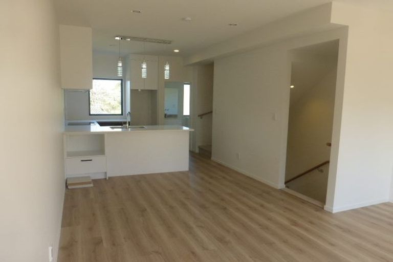 Photo of property in 1c Quincey Place, Massey, Auckland, 0614