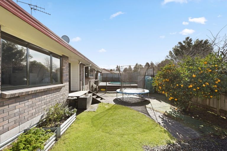 Photo of property in 27 Halcione Close, Flagstaff, Hamilton, 3210