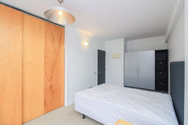 Photo of property in St Pauls Apartments, 81/43u Mulgrave Street, Thorndon, Wellington, 6011