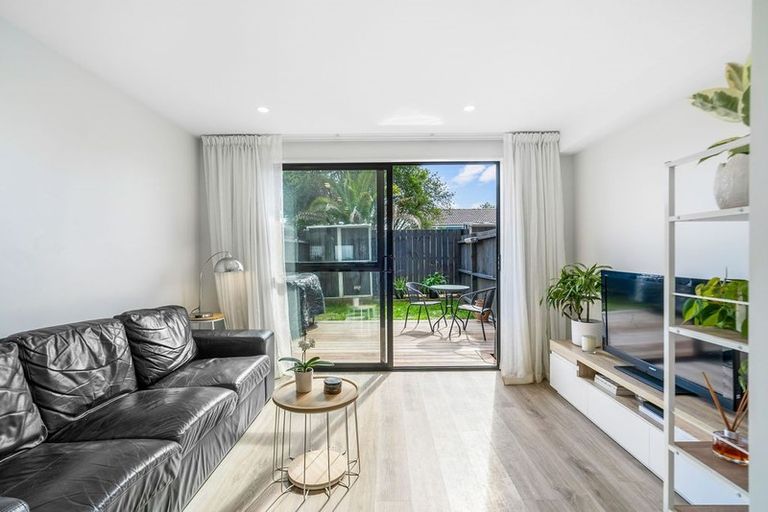 Photo of property in 35 Ivy Nola Way, Henderson, Auckland, 0612