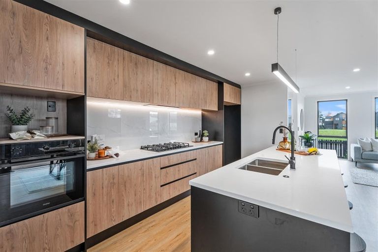 Photo of property in 18 Halley Drive, Chartwell, 3210