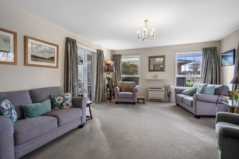 Photo of property in 15 Tudor Avenue, Ilam, Christchurch, 8041