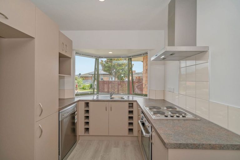 Photo of property in 2 Mayfair Close, Whitianga, 3510